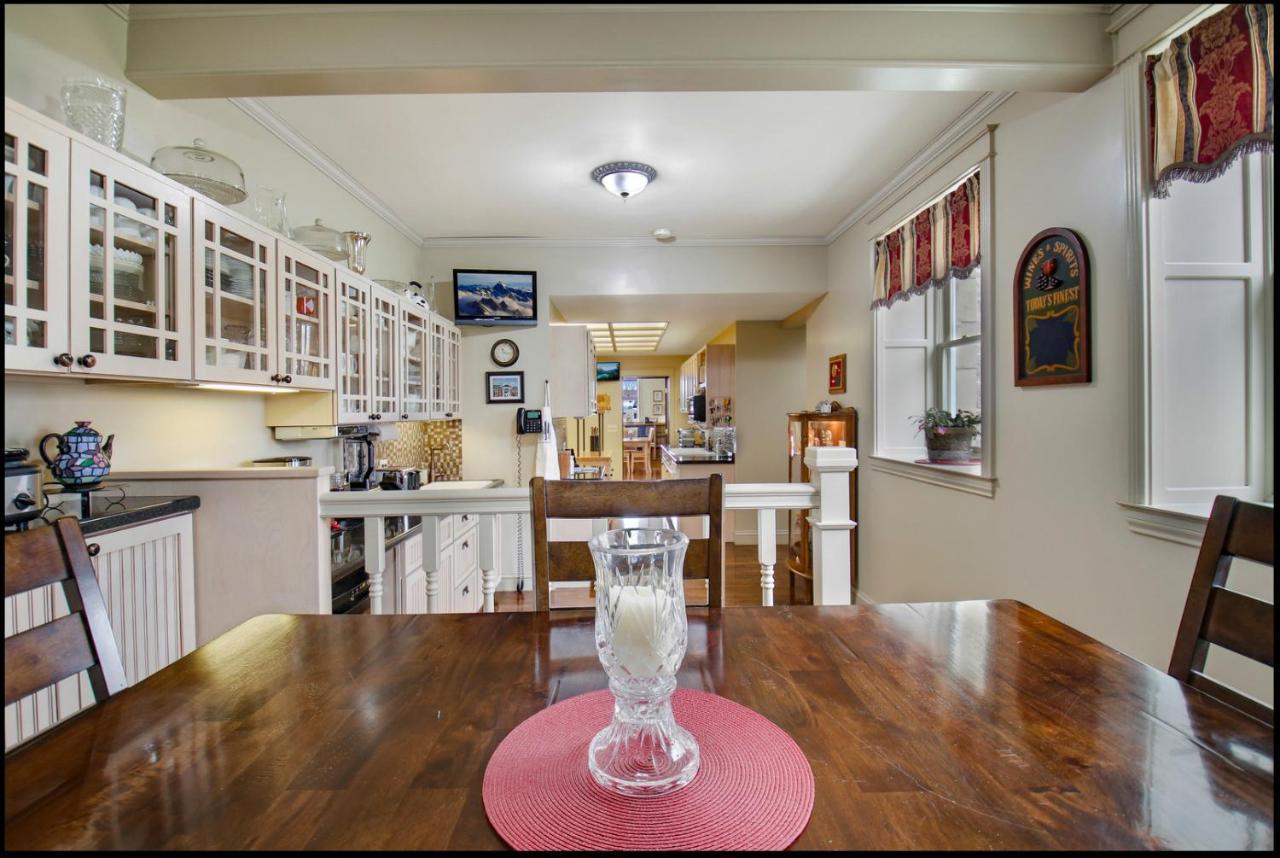 Carnegie Hall Boutique Hotel Ladysmith Экстерьер фото