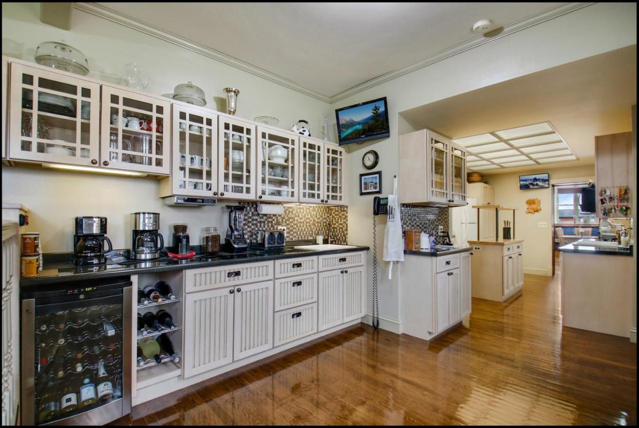 Carnegie Hall Boutique Hotel Ladysmith Экстерьер фото